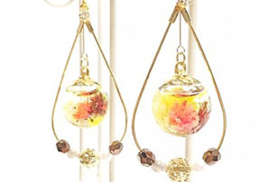 ハーバリウムピアス